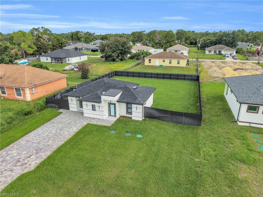 2607 41st ST W, LEHIGH ACRES, FL 33971 — photo 5