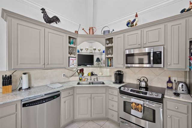 440 Grand Oaks Drive, Shreveport, LA 71106