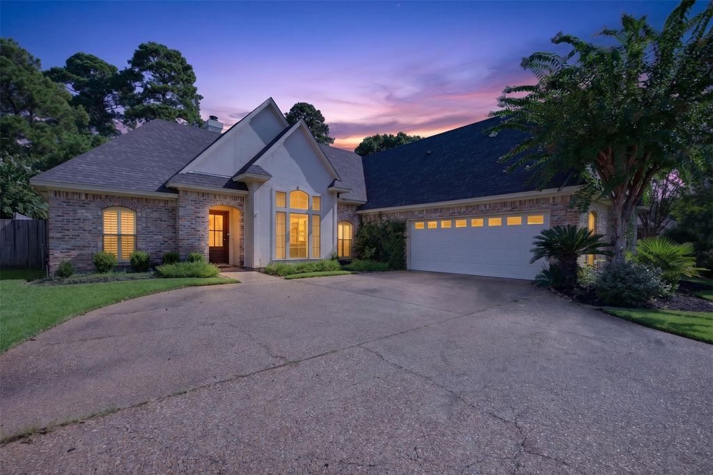 440 Grand Oaks Drive, Shreveport, LA 71106