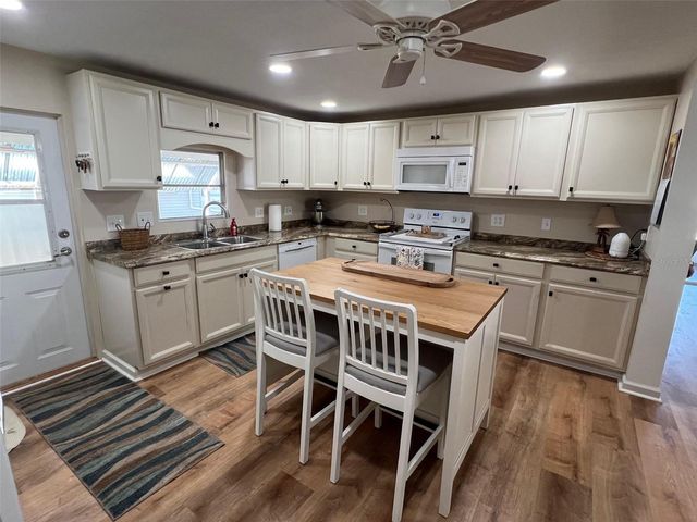 148 PINDO PALM STREET W, Largo, FL 33770