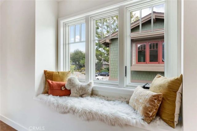117 N Vista Bonita Avenue C, Glendora, CA 91741