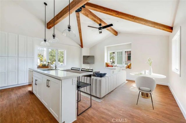 117 N Vista Bonita Avenue C, Glendora, CA 91741