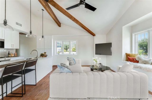 117 N Vista Bonita Avenue C, Glendora, CA 91741