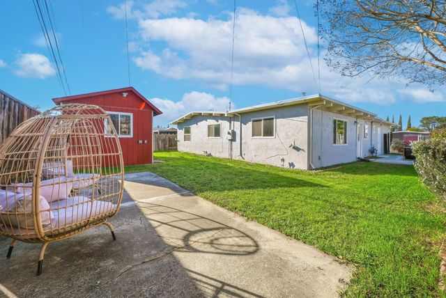 136 Lawton Drive, Milpitas, CA 95035