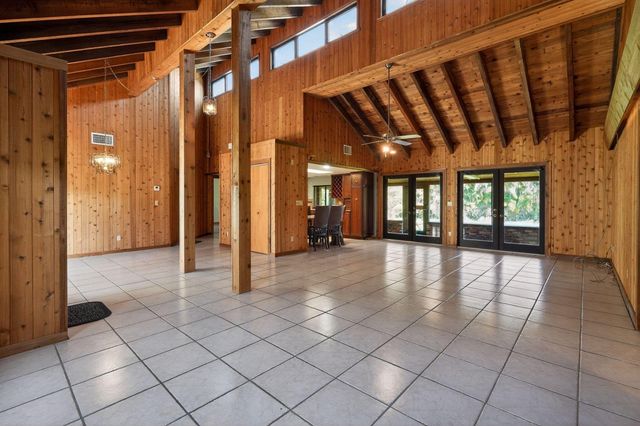 8535 SE May Terrace, Hobe Sound, FL 33455