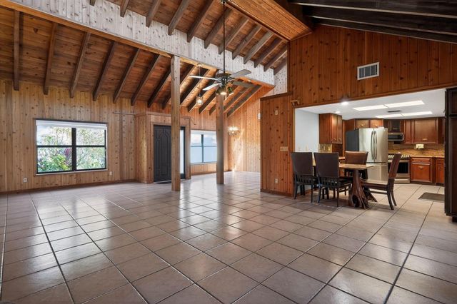 8535 SE May Terrace, Hobe Sound, FL 33455