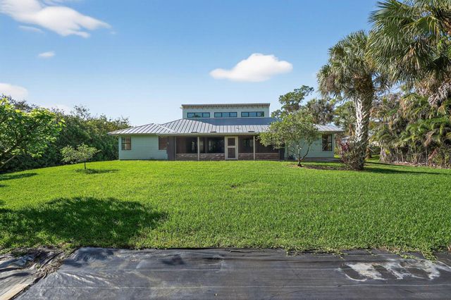8535 SE May Terrace, Hobe Sound, FL 33455
