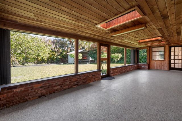 8535 SE May Terrace, Hobe Sound, FL 33455