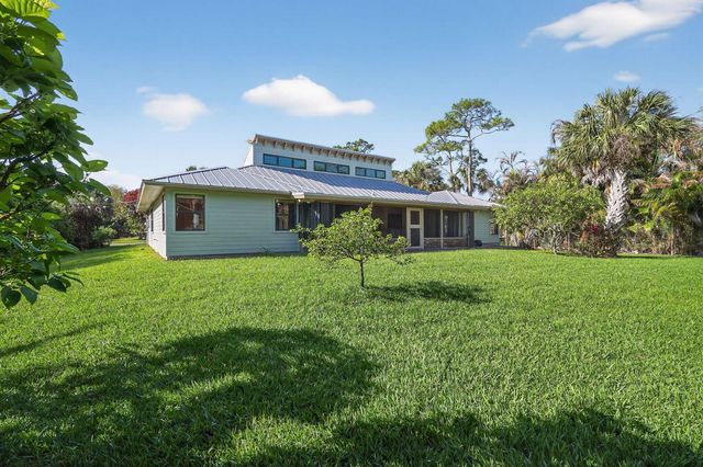 8535 SE May Terrace, Hobe Sound, FL 33455