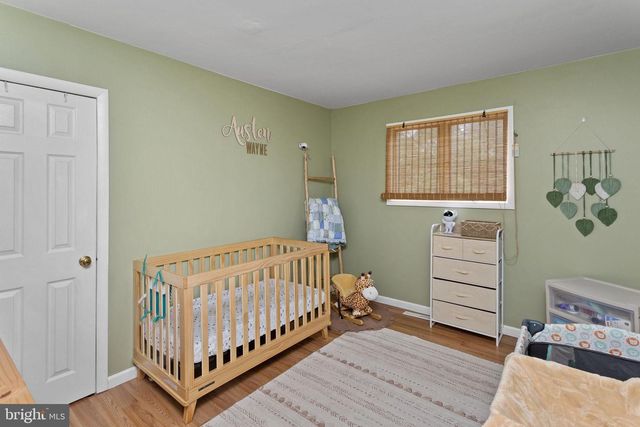 16 LANDON DR, Bordentown, NJ 08505
