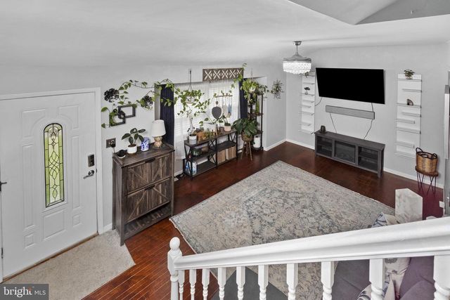 16 LANDON DR, Bordentown, NJ 08505