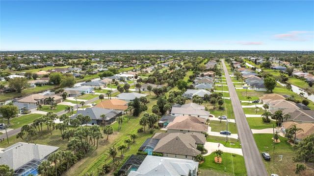 239 BROADMOOR LANE, Rotonda West, FL 33947