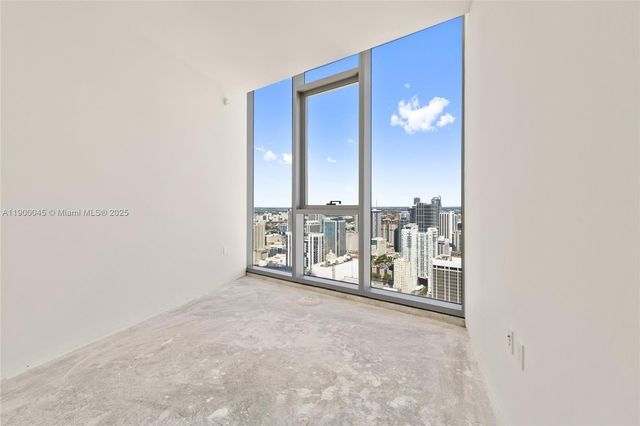 300 Biscayne Boulevard Way 5201E, Miami, FL 33131