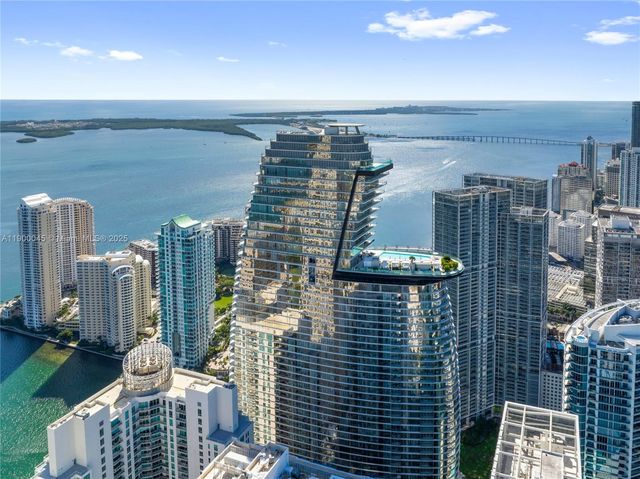 300 Biscayne Boulevard Way 5201E, Miami, FL 33131