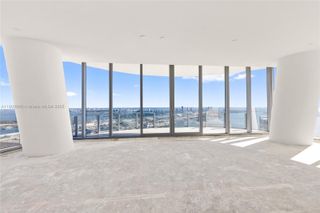 300 Biscayne Boulevard Way 5201E, Miami, FL 33131