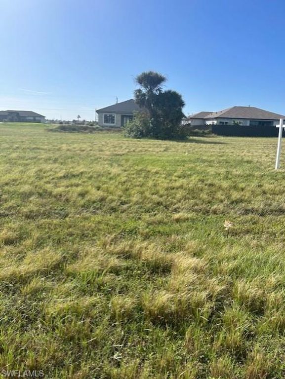 4204 NW 38th LN, CAPE CORAL, FL 33993 — photo 4