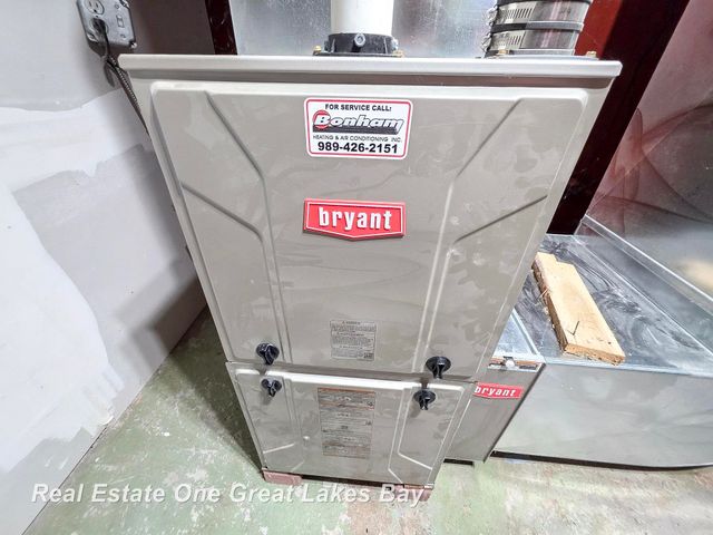 27 N Grout Road, Gladwin, MI 48624