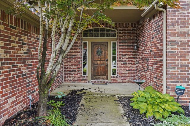 3108 S Gardenia Court, Broken Arrow, OK 74012