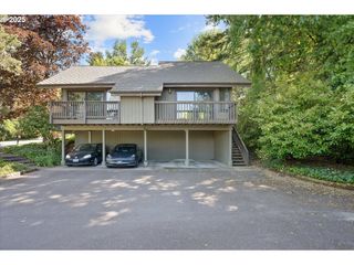 7752 Sw BARNES Rd B, Portland, OR 97225