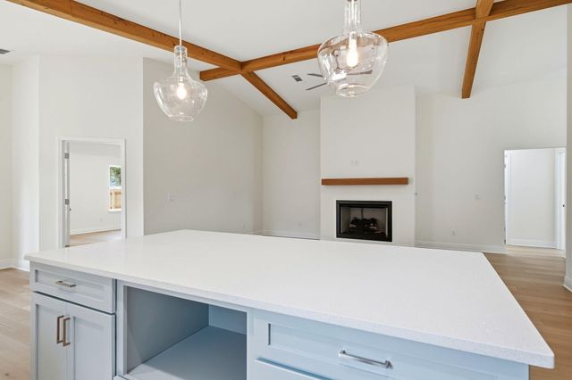 8511 Barrancas Street, Navarre, FL 32566