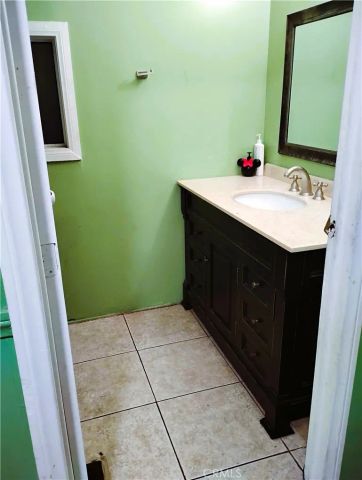 12600 Van Nuys 46, Pacoima, CA 91331