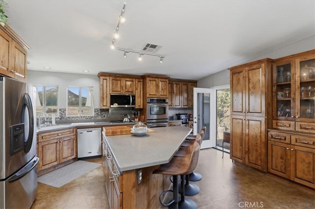 34575 Sycamore Springs, Hemet, CA 92544