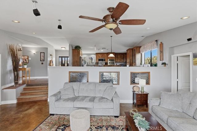34575 Sycamore Springs, Hemet, CA 92544