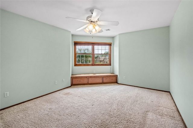 3717 W Easy Street, Rogers, AR 72756