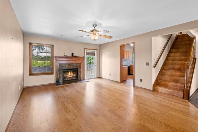 3717 W Easy Street, Rogers, AR 72756