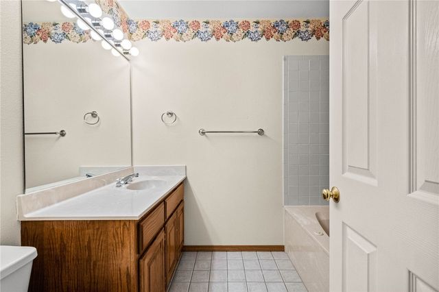 3717 W Easy Street, Rogers, AR 72756