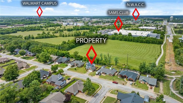 3717 W Easy Street, Rogers, AR 72756