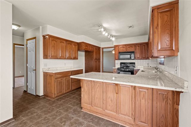 3717 W Easy Street, Rogers, AR 72756