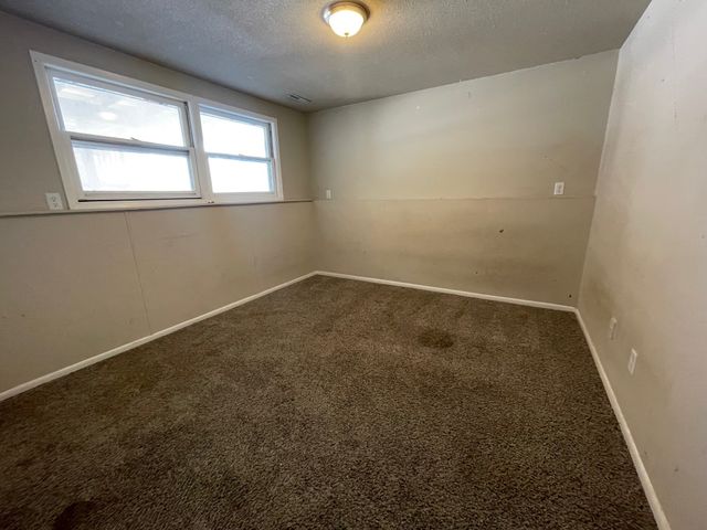 4231 Morton Avenue, Des Moines, IA 50317