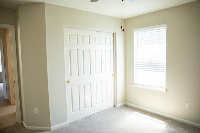 106 Marina Ln, Waterford, CA 95386