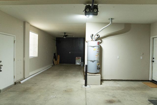 106 Marina Ln, Waterford, CA 95386