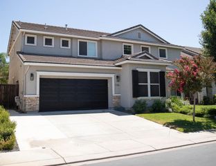 106 Marina Ln, Waterford, CA 95386