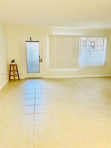 1010 Newcastle A 1010 1010, Boca Raton, FL 33434