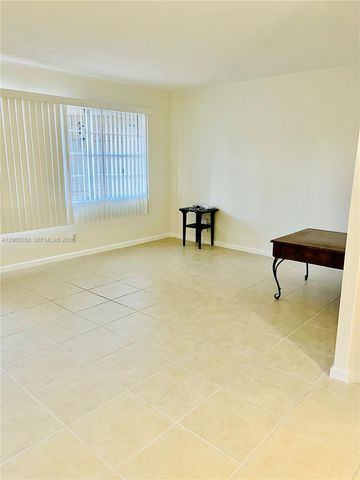 1010 Newcastle A 1010 1010, Boca Raton, FL 33434
