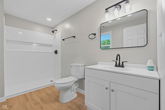 210 Cottonwood Drive, Anderson, IN 46012