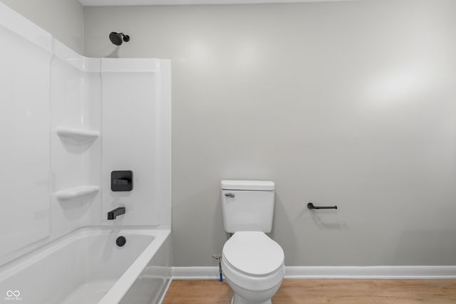 210 Cottonwood Drive, Anderson, IN 46012
