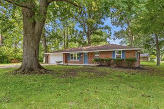 210 Cottonwood Drive, Anderson, IN 46012