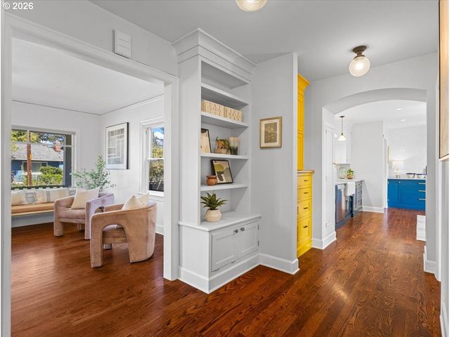 5806 Se NEHALEM St, Portland, OR 97206