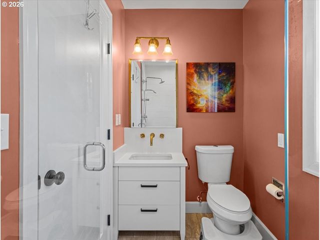 5806 Se NEHALEM St, Portland, OR 97206