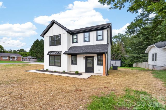 304 N 14th Street, Bessemer City, NC 28016