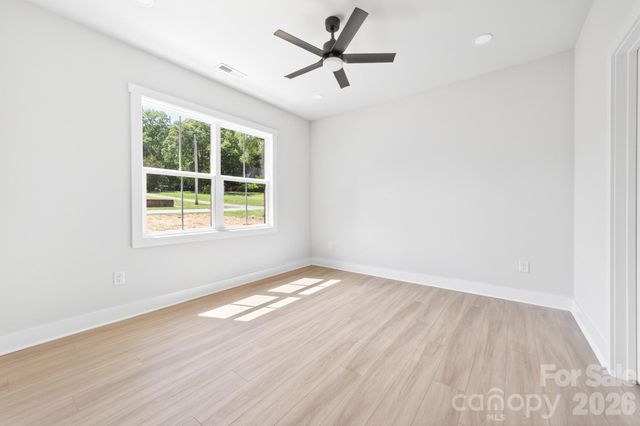304 N 14th Street, Bessemer City, NC 28016