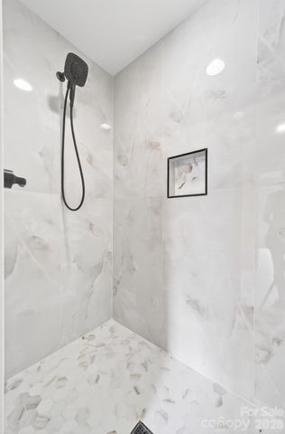 304 N 14th Street, Bessemer City, NC 28016