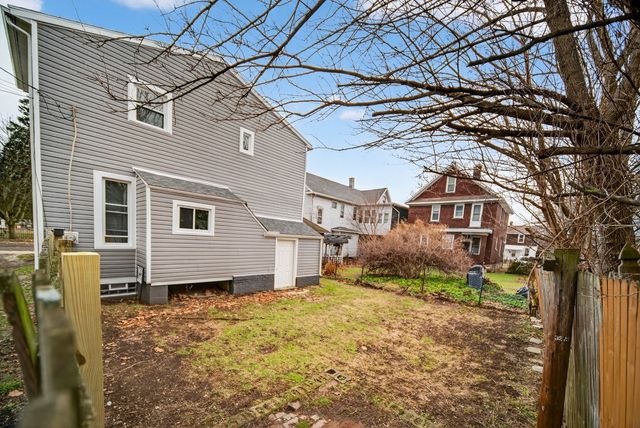 2209 CHESTNUT Street, Erie, PA 16502