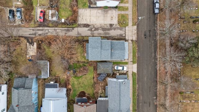 2209 CHESTNUT Street, Erie, PA 16502