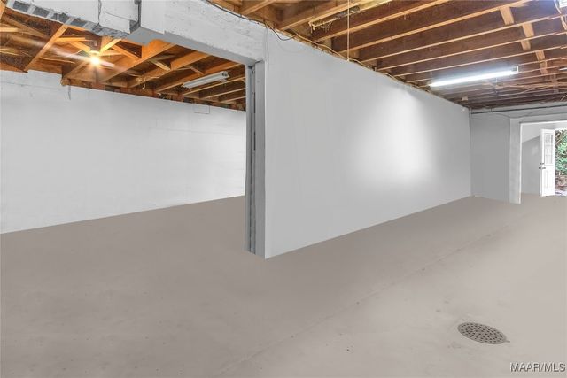 414 Perry Hill Road, Montgomery, AL 36109