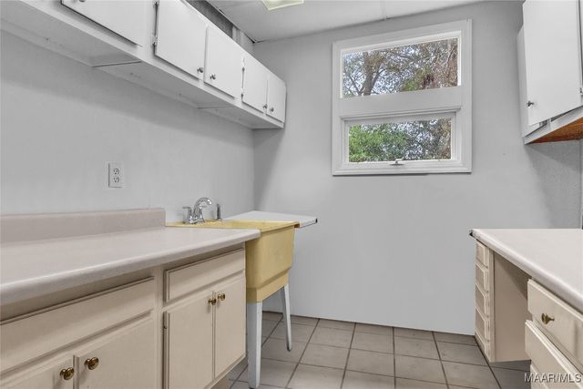 414 Perry Hill Road, Montgomery, AL 36109